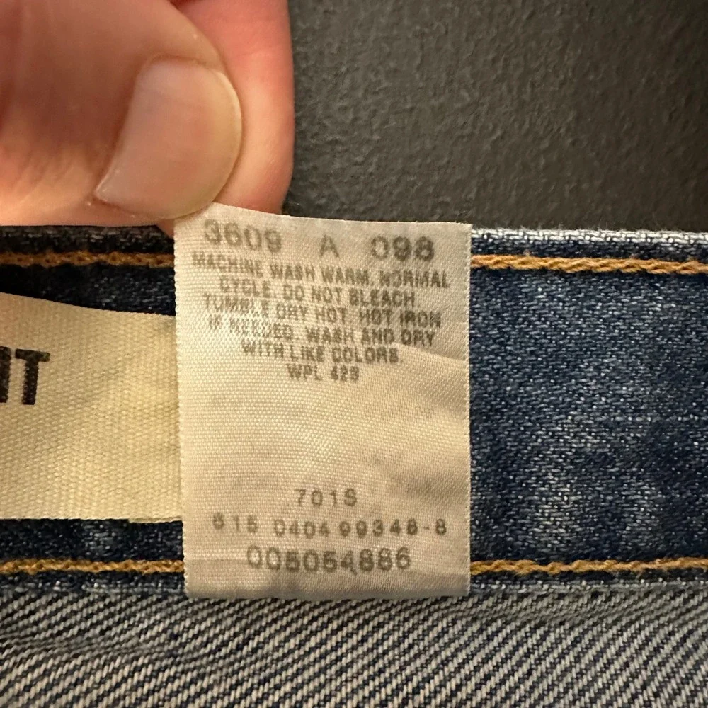 Vintage Y2K Levi's 505 Jeans Mens 40x30 Regular Fit Medium Wash Denim 2004